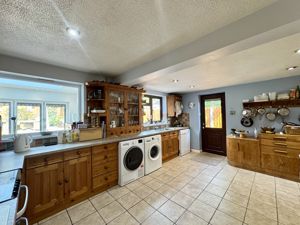 Photo 26- click for photo gallery